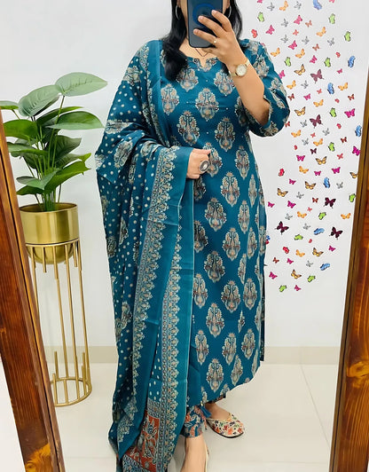 Dolly Blue Printed Pure Cotton Embrodiared Dupatta Set