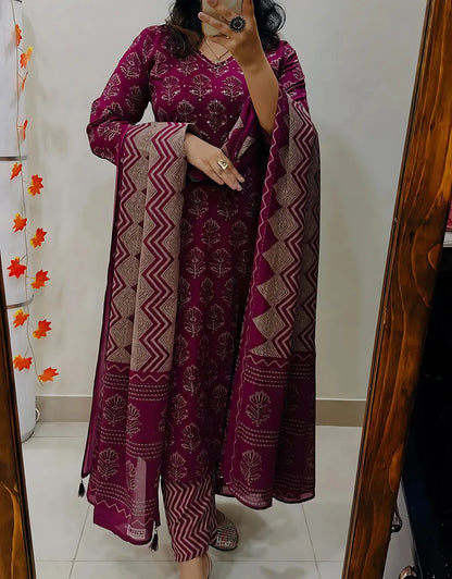 Pink Cotton Printed Kurta Set